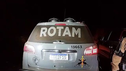 Equipes Rotam e BPFron apreendem 55 caixas de cigarros na PR-482, em Maria Helena