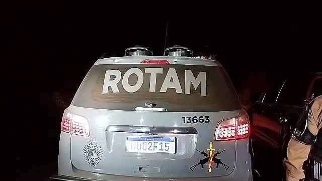 Equipes Rotam e BPFron apreendem 55 caixas de cigarros na PR-482, em Maria Helena
