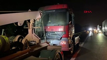 Une partie du moteur du camion a pris feu à Kartepe