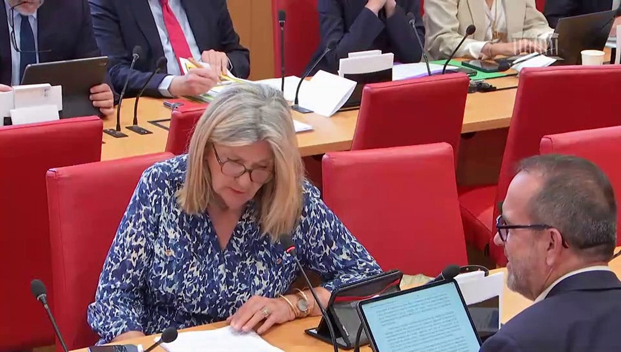 Commission des lois : Renforcer l’accès des femmes aux responsabilités dans la fonction publique ; Garantir la continuité de la représentation des communes au sein des conseils communautaires - Mercredi 7 juin 2023