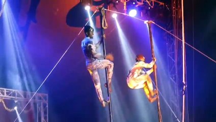 孩子们的刺激夜晚！英国特技团在怡保献上精彩表演 🎪