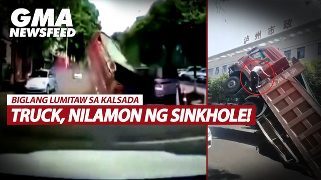 Truck, nilamon ng sinkhole na biglang lumitaw sa kalsada! | GMA News Feed