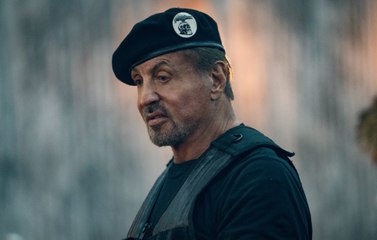 EXPENDABLES 4 - official trailer - Stallone, Statham, Megan Fox vost