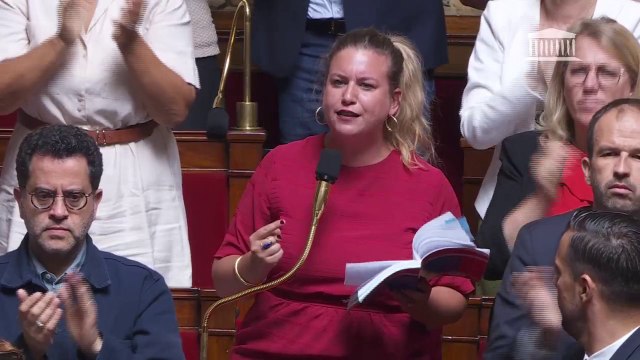 Nous ce qui nous choque, c'est le coup de force qui est fait à la démocratie : Mathilde Panot (LFI) répond à Yaël Braun-Pivet