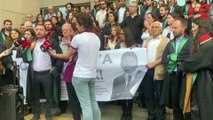 Can Atalay için İstanbul Adliyesi'nde özgürlük çağrısı: Esir tutulan haktır