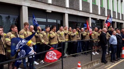 Firefighters protest over cuts to Fife stations