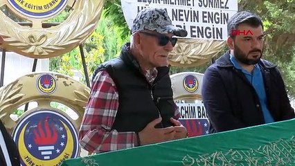 Oyuncu ve Şarkıcı Yıldız Tezcan Son Yolculuğuna Uğurlandı