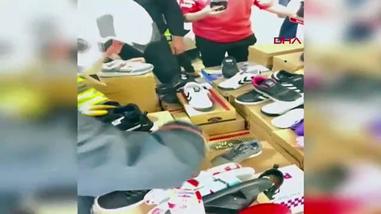 LE FEU LE FEU EST ENTRÉ DANS UN MAGASIN DE CHAUSSURES À MARDIN