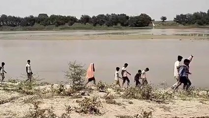 खगड़िया: गौरैया घाट के समीप मिला अज्ञात युवक का शव, इलाके में फैली सनसनी