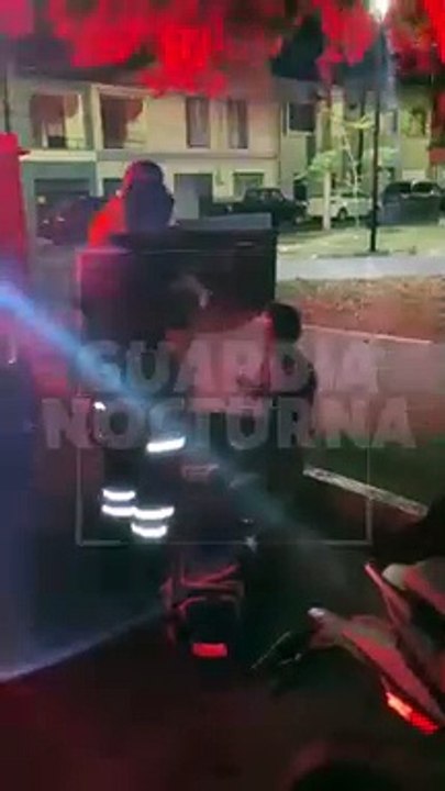 #Preliminar Un joven motociclista resultó lesionado tras presuntamente haber sido atropellado por policías de Guadalajara, en calles de la colonia Villaseñor #GuardiaNocturna