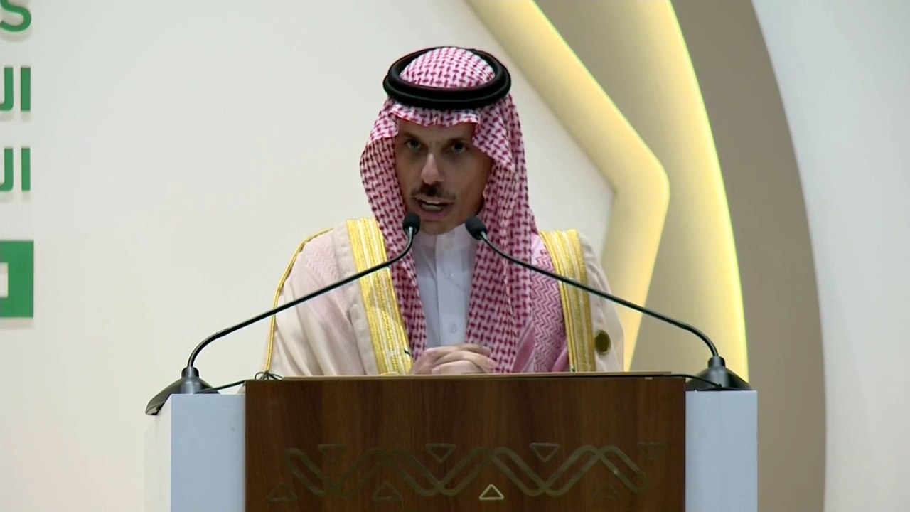 أكد ضرورة تجفيف مصادر تمويل الإرهاب.. كلمة وزير الخارجية السعودي في ختام الاجتماع الوزراي لدول مكافحة #داعش المنعقد في #الرياض #السعودية  #العربية