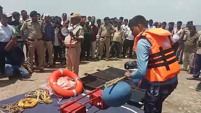 कलेक्टर व एसपी की मौजूदगी में रामपुरा में आपदा प्रबंधन एवं बाढ़ से राहत एवं बचाव संबंधी मॉक ड्रिल हई