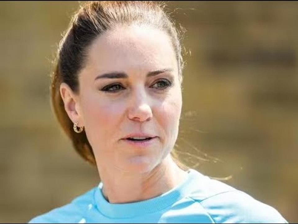 Les boucles d'oreilles de 18 £ de Kate sont des «bijoux de base» pour la princesse, selon un initié