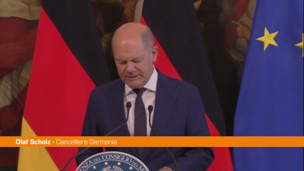 Scholz "Sui migranti troveremo una risposta comune europea"