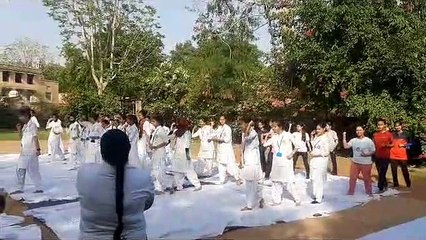 शिविर में महिलाओं व बालिकाओं का बढ़ा मनोबल