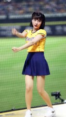 峮峮 Passion Sisters 中信兄弟啦啦隊 臺中洲際棒球場 20230402 岳東華