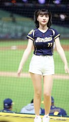 峮峮 Passion Sisters 中信兄弟啦啦隊 臺中洲際棒球場 20230414 江坤宇