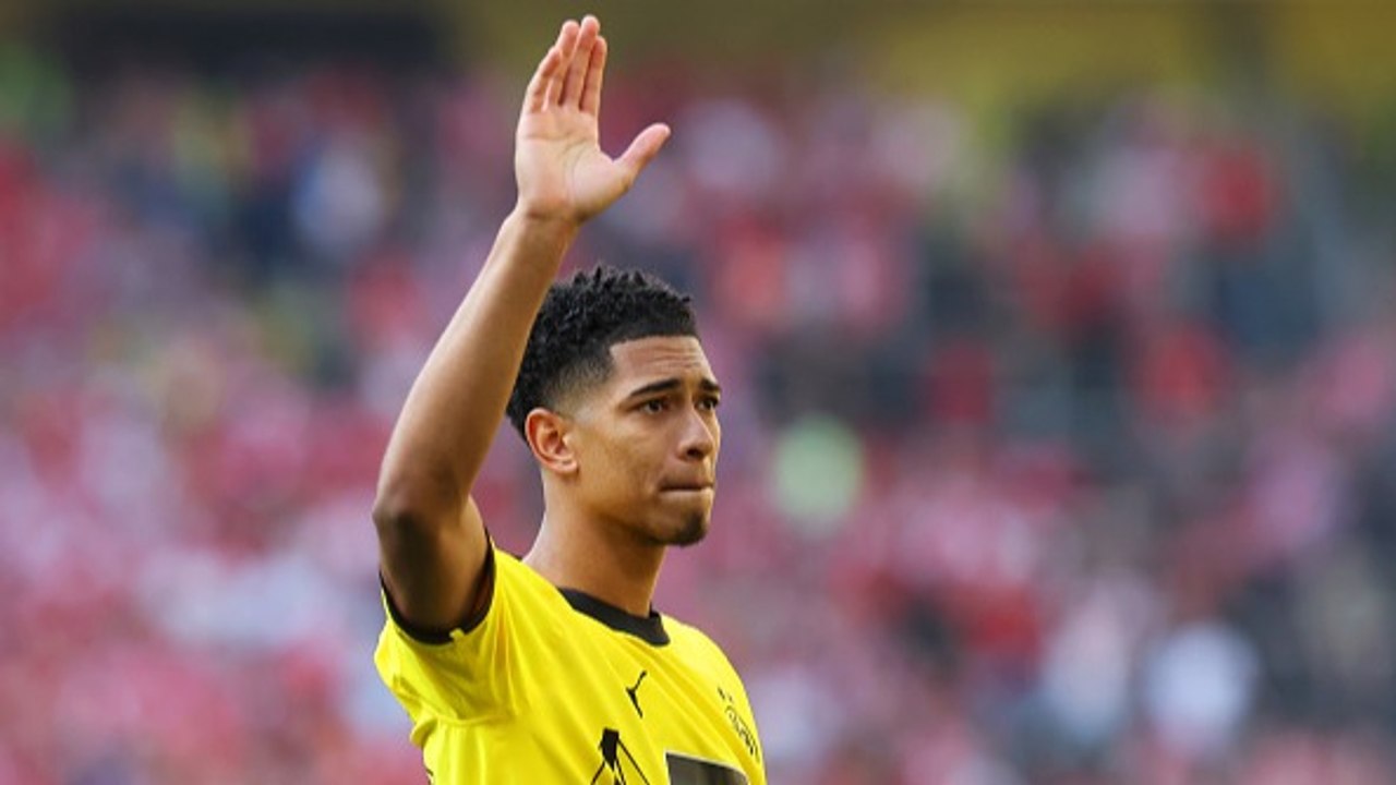 La foto oculta culé de Bellingham: en el Camp Nou y con la camiseta de Messi