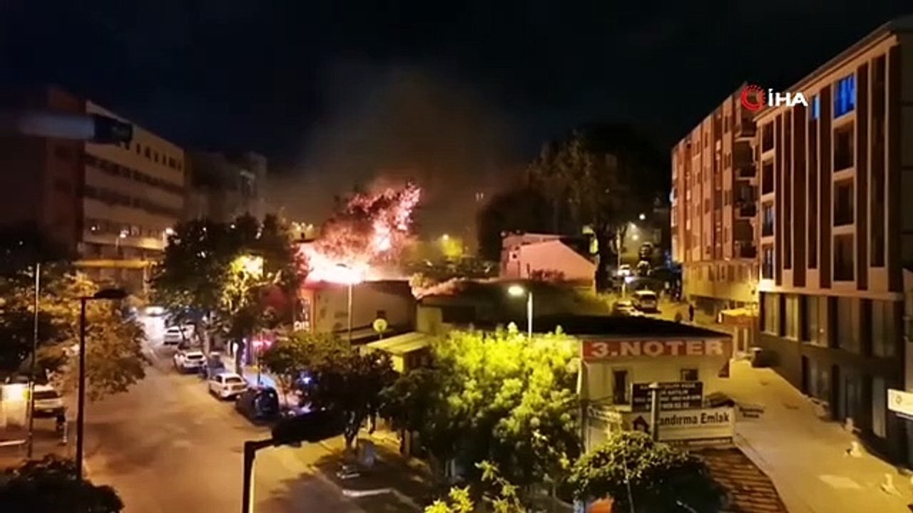 Le feu dans la prairie de Bandırma a fait peur
