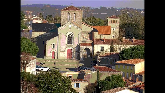 Lieux de culte (montage artistique) - Mon mari est bien malade (traditionnel) - Eric : guitares, mandolines, chant.