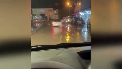 Bir ilimiz daha sular altında! Sağanak sele dönüştü