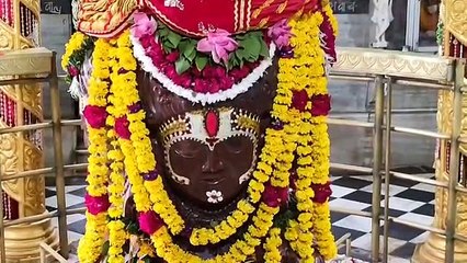 वीडियो क्रिएटर का पशुपतिनाथ गर्भगृह में गाने पर नृत्य करते हुए वीडियो वायरल