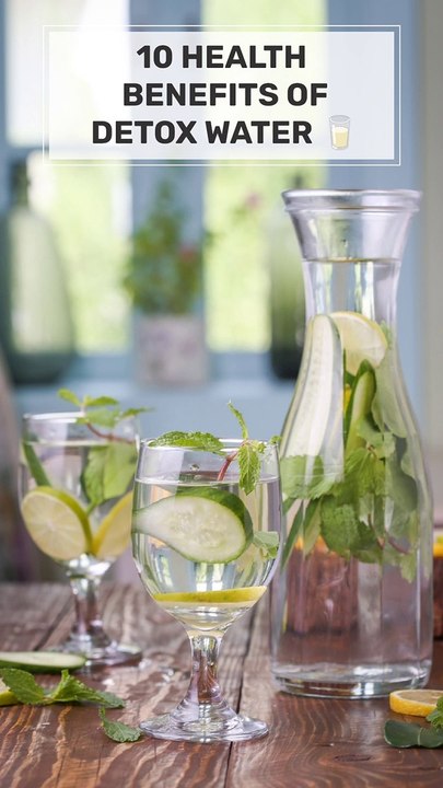 10 Reasons to Start Drinking Detox Water Today