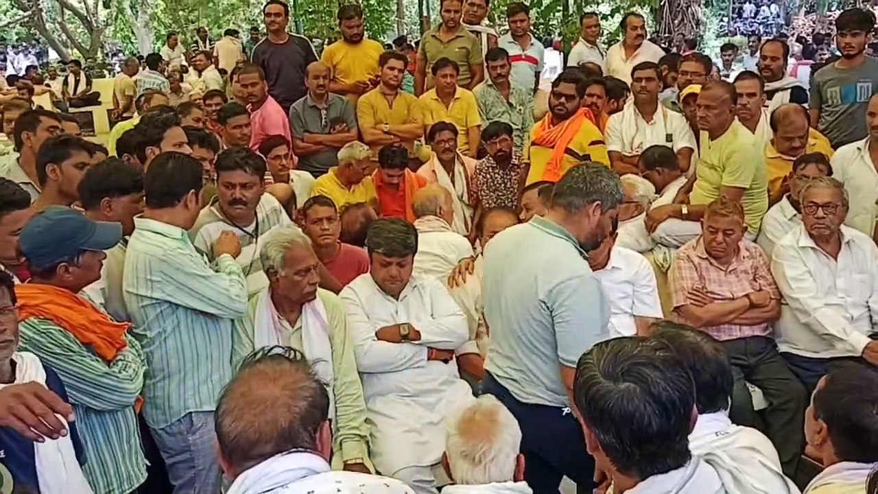 बारां में शुक्रवार को हुई अंत्येष्टि के दौरान प...