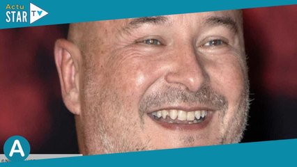 “Ce garçon était incroyable” : Cauet rend un tendrehommage à Guillaume Bats