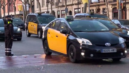 El TJUE declara ilegal el límite de Barcelona a las licencias VTC frente al taxi / EUROPA PRESS