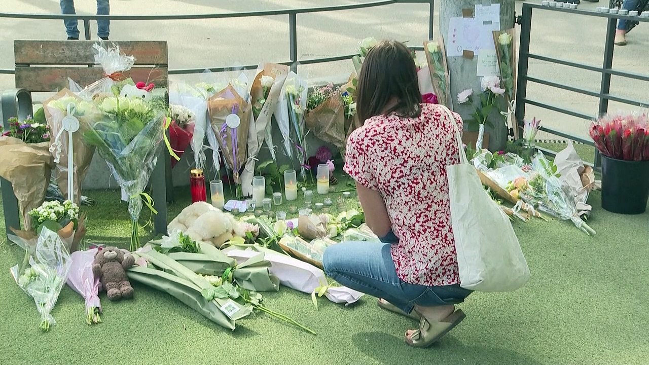 Nach Messerangriff in Anncey: Macron besucht Verletzte im Krankenhaus