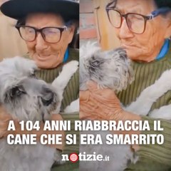 A 104 anni riesce a riabbracciare il cagnolino smarrito e non riesce a trattenere l’emozione