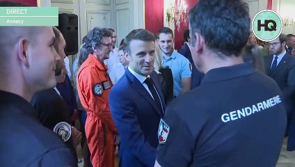 Emmanuel et Brigitte Macron rencontrent les "héros" d'Annecy