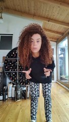 Sara Sistelo imita Lara Moniz