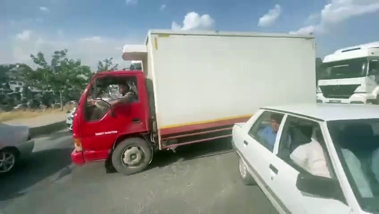 Akçakale-Şanlıurfa arasındaki kavşakta trafik k...