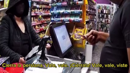 Una mujer atraca un local de Badalona con cuchillo en mano y se va por un ataque de ansiedad