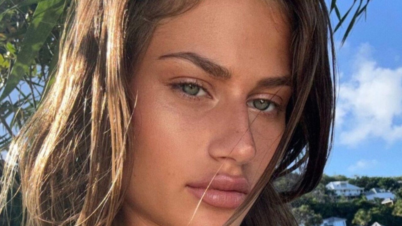 GALA VIDEO - Filip Nikolic : sa fille Sasha a 18 ans, découvrez l'émouvant cadeau de sa maman