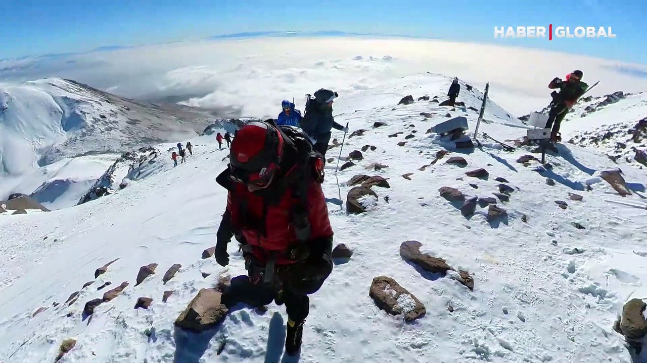 Hasan Dağı zirvesine zorlu tırmanış!