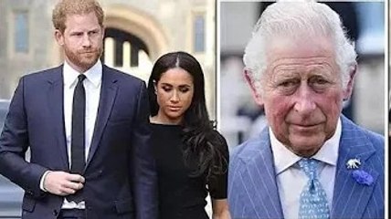 Les titres du prince Harry et de Meghan "doivent être retirés" car les Sussex ne bougent pas sur les