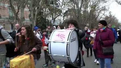 مظاهرة حاشدة في مدريد ضد "تدمير الحكومة الإقليمية المحافظة لنظام الصحة العامة"