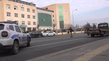 DİYARBAKIR - Adliye binası yakınında şüpheli araç alarmı
