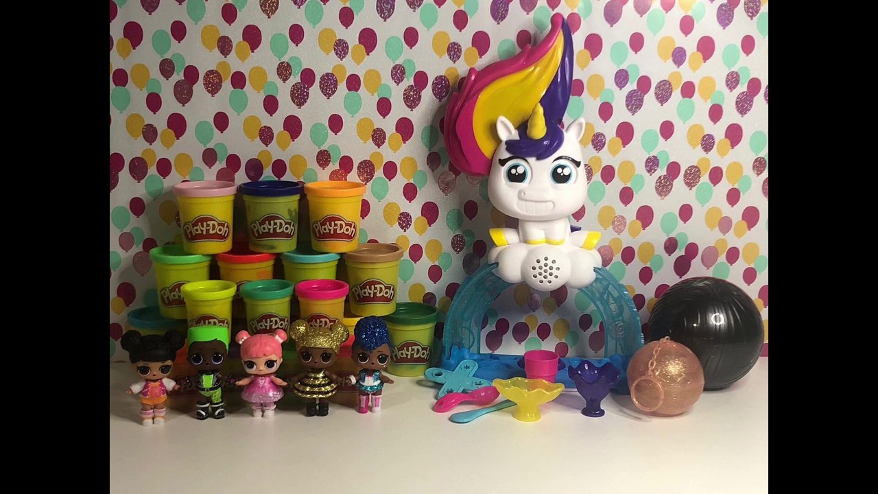 Les Poupées L.O.L. jouent avec Tootie Le Glacier Licorne de Play Doh
