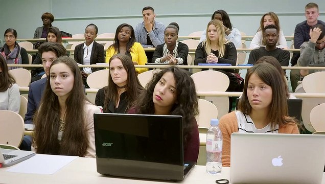 Droit dans les yeux EXTRAIT VF Droits fondamentaux