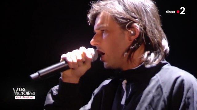 Orelsan interprète San aux Victoires de la Musique 2018