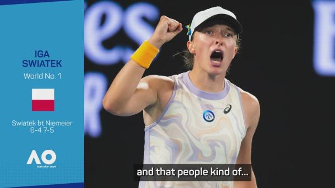 Swiatek urges fans to lower expectations at Aus Open