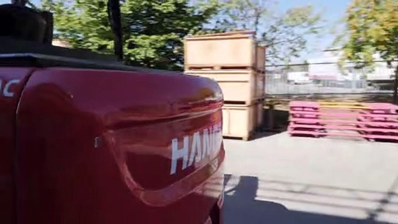 Electric forklift