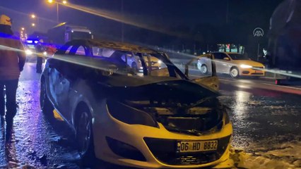 İstanbul'da yeni alınan otomobil TEM Otoyolu'nda seyir halindeyken yandı