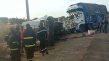Senegal'de trafik kazasında 22 kişi öldü