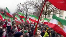 El apoyo de las protestas antigubernamentales en Irán hace eco en Francia