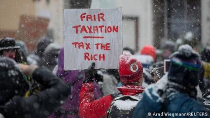 Recession, war and climate high on Davos agenda